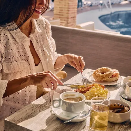 Beneste Flamenca Hotel