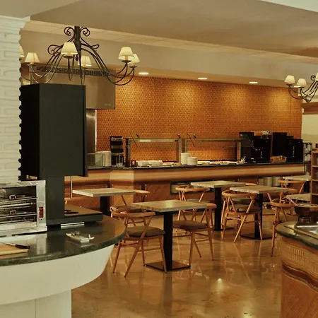Beneste Flamenca Otel Nerja