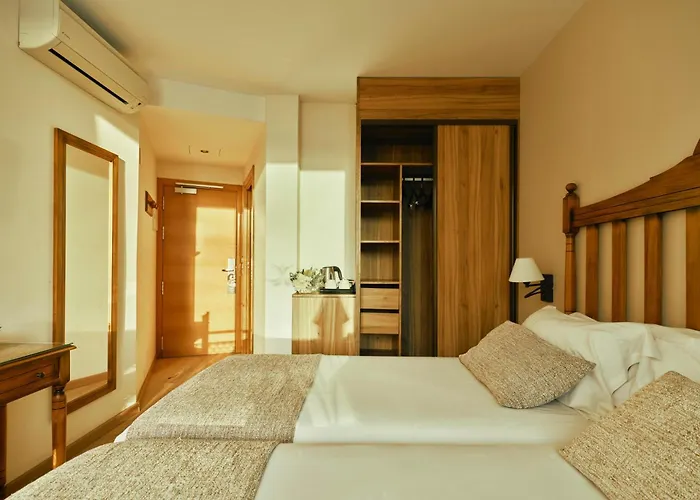 Hotel Beneste Flamenca 3*