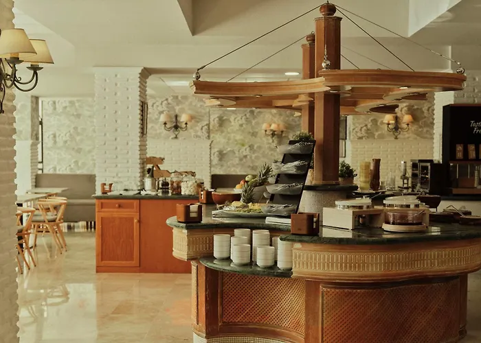 Hotel Beneste Flamenca