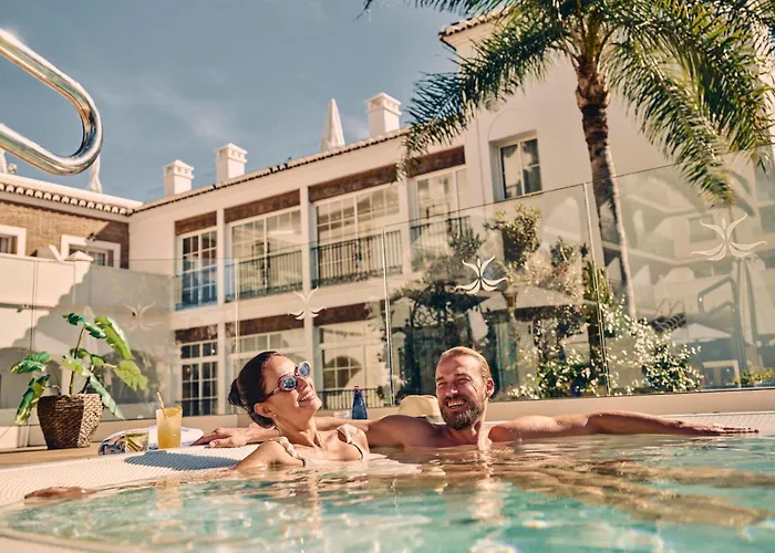 Hotel Beneste Flamenca